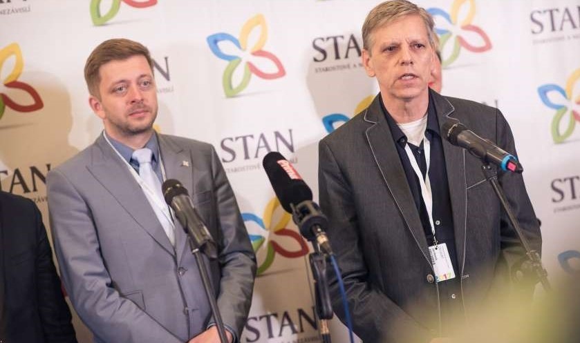 Tisková konference k úst. stížnosti